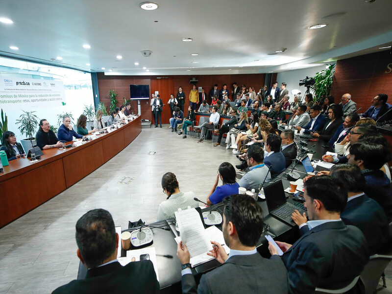 Diputados quieren alinear al autotransporte con metas climáticas, pero hay obstáculos